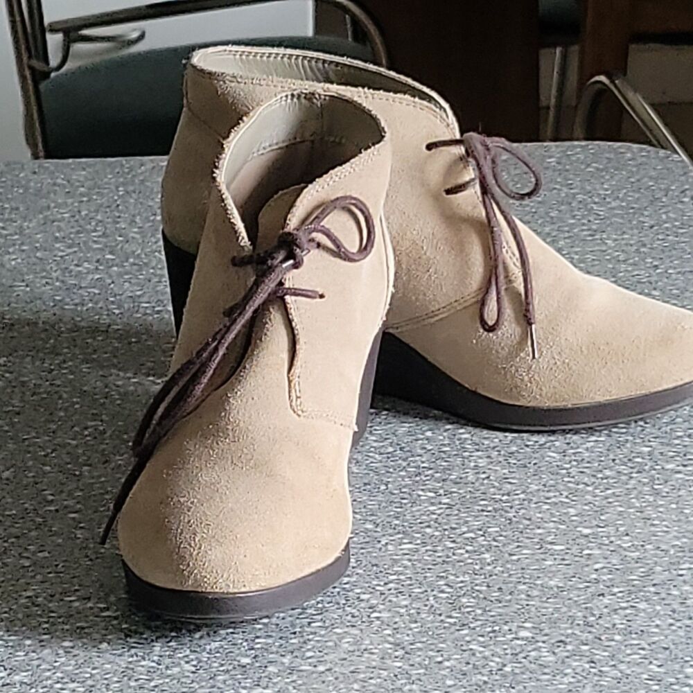 Crocs Leigh Suede Wedge Booties Size 9.5 Beige Tan Lace Up Shooties Comfort 2034